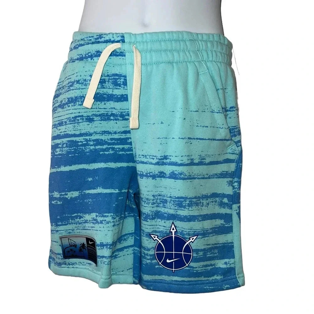 Nike Kids blue summer hoops shorts sweatpant material sz M NWT